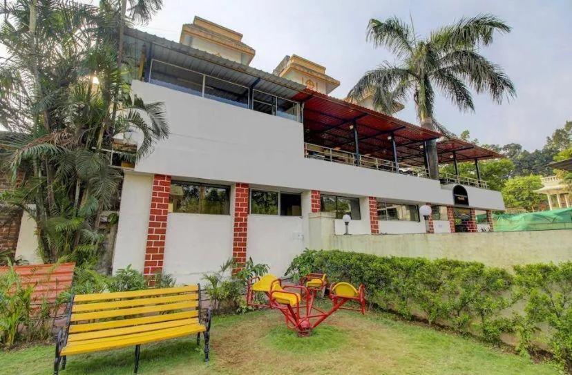 The Horizon Hotel Lonavala Exterior photo